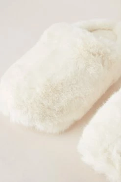 Best Pirce 🧨 Intimissimi 👩 Women Faux Fur Slippers Black 💯